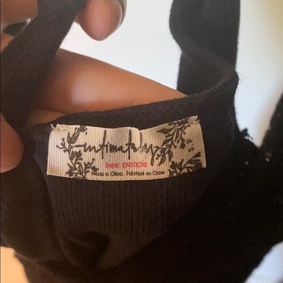 LOOKING FOR - Picture 5 of 5